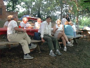 2003 picnic at river